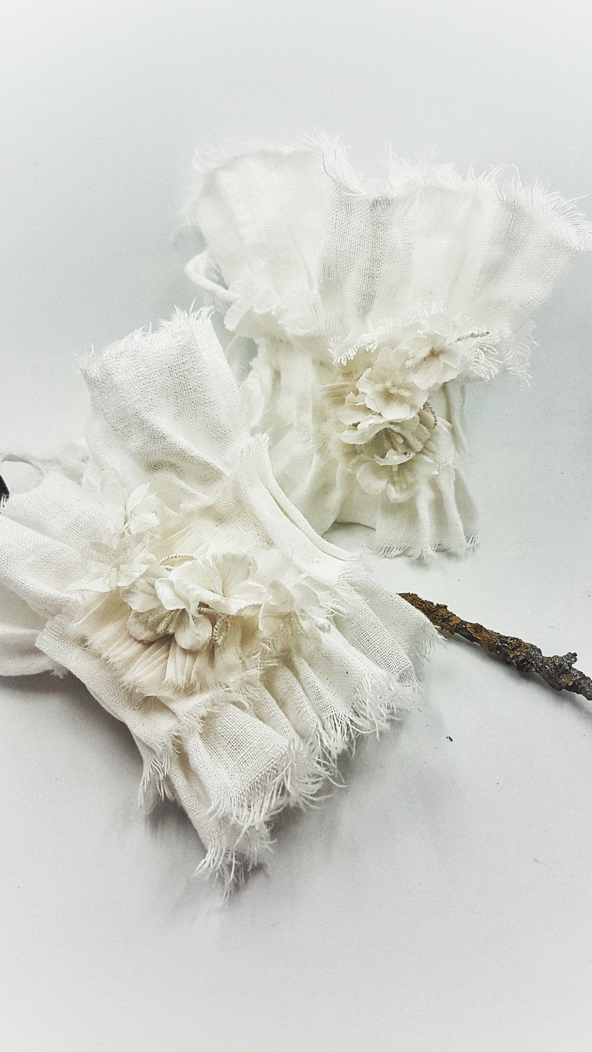 Romantic Linen Cuffs with Silk Flower Brooches