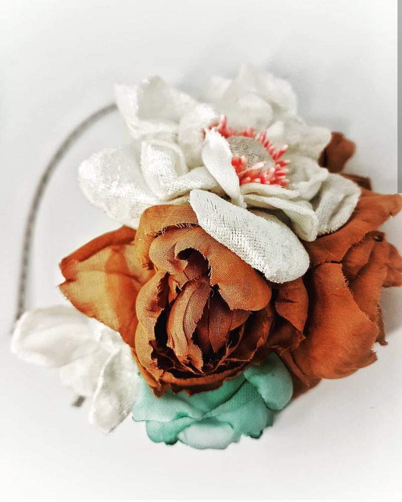 Silk and velvet flowers headpiece - COFFEE LOVERS