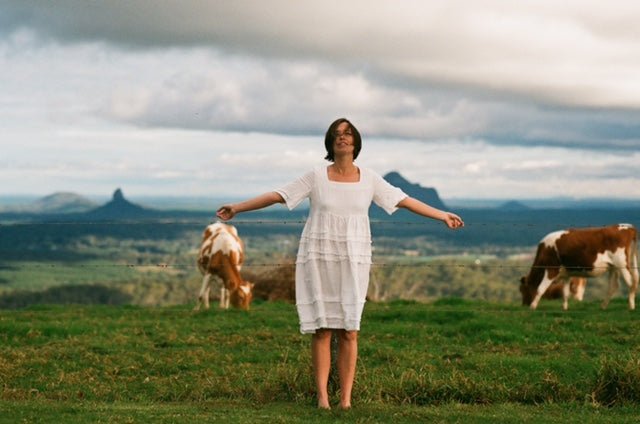 White voluminous skirt linen dress - ANGELA