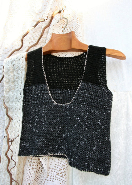 Crocheted vest - RULE - MajulaHandmade