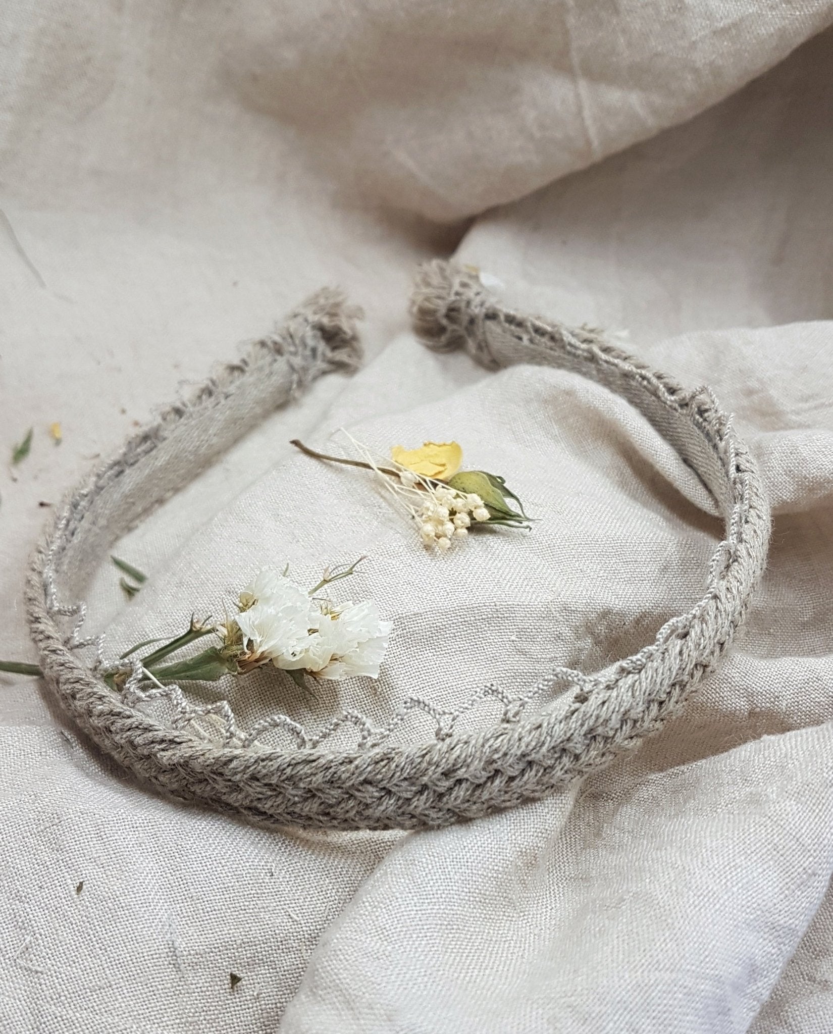 Narrow woven linen headband