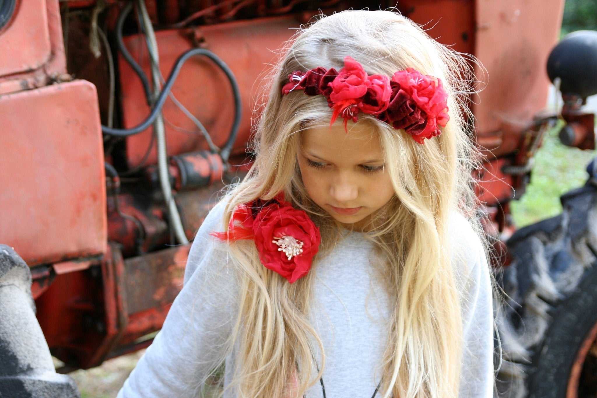 Lady in red headpiece