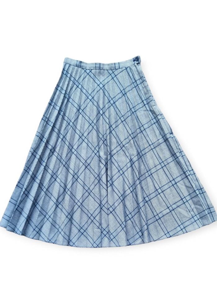 Pleated vintage checkered skirt