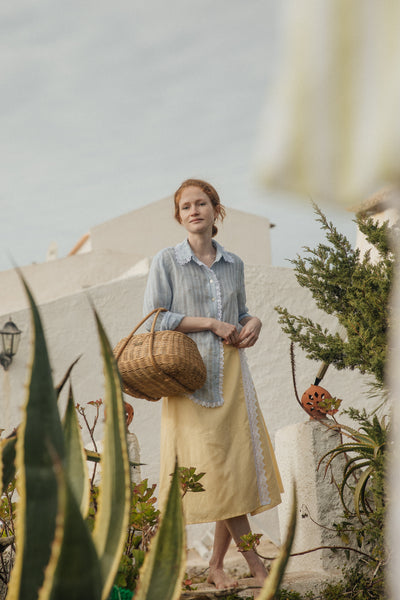 Wrapped linen skirt with lace